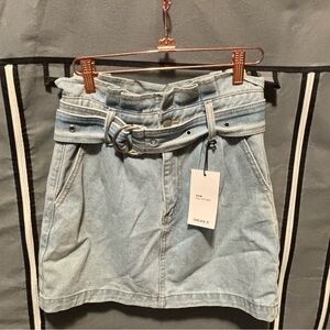 Forever 21 Skirt- NWT